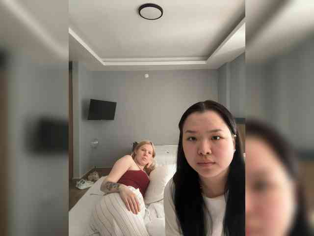 Vladalittlepony webcam