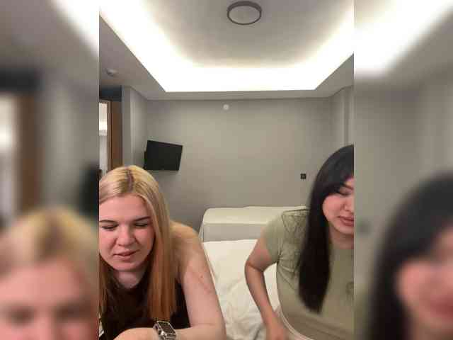 Vladalittlepony webcam