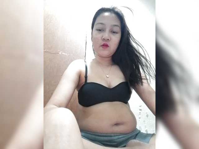 Amiraea Live Cam on BongaCams