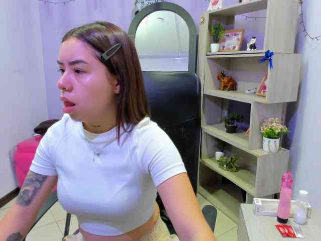 IsabellaSummer webcam