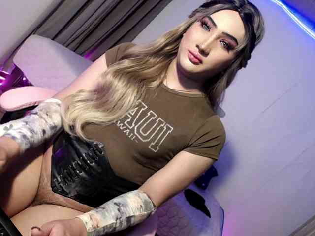 Bigcocknathalie Live Webcam on BongaCams