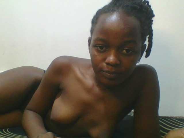 Squirtinglady's BongaCams show and profile