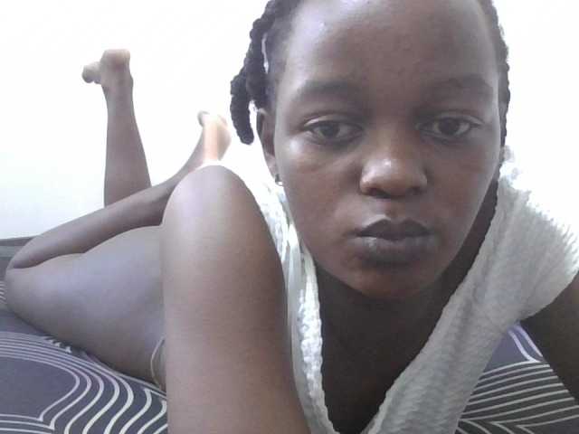 Squirtinglady's BongaCams show and profile