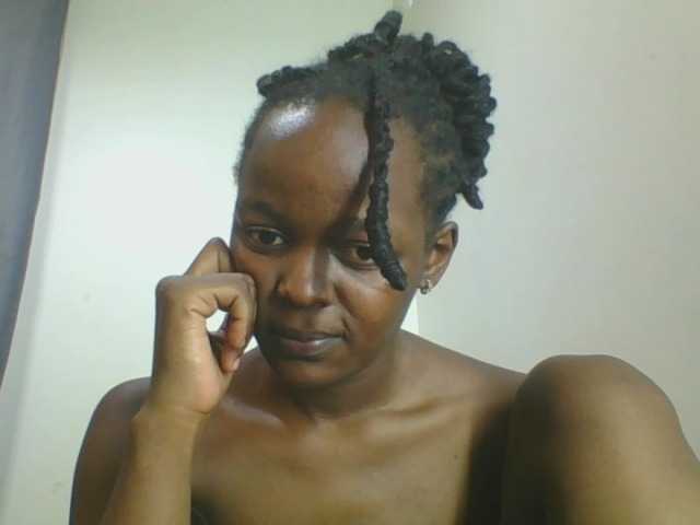 Squirtinglady's BongaCams show and profile