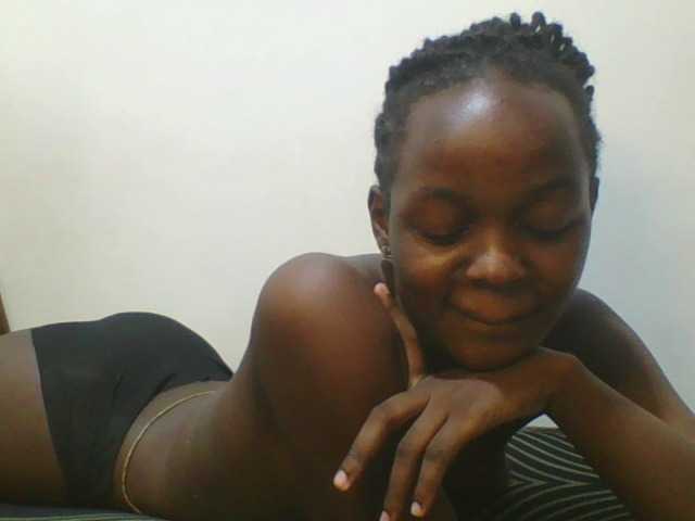 Squirtinglady's BongaCams show and profile