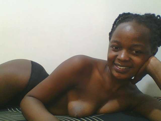 Squirtinglady's BongaCams show and profile