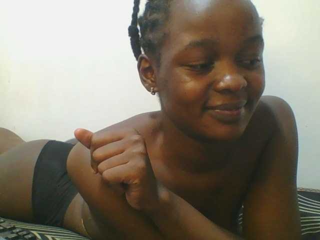 Squirtinglady's BongaCams show and profile