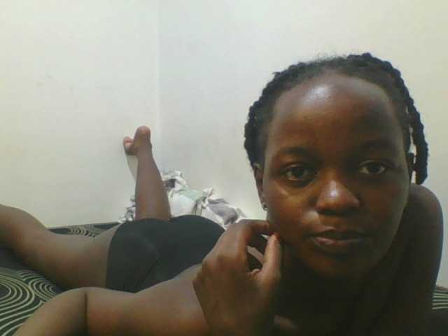 Squirtinglady's BongaCams show and profile