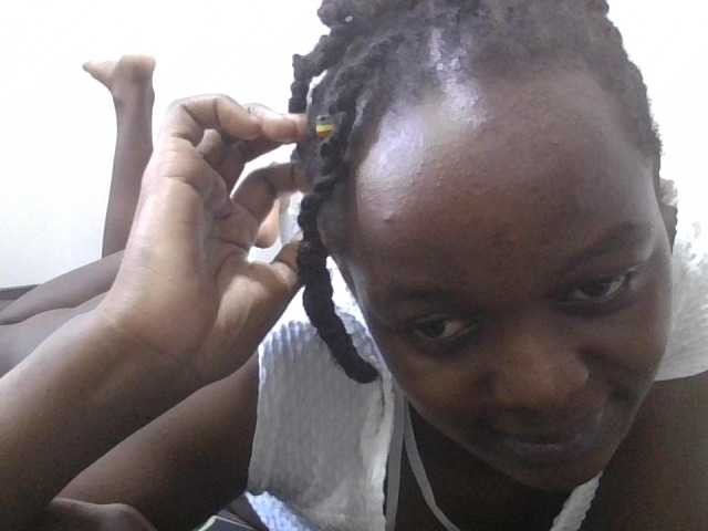 Squirtinglady's BongaCams show and profile