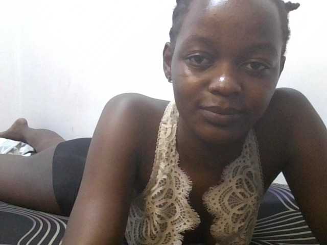 Squirtinglady's BongaCams show and profile