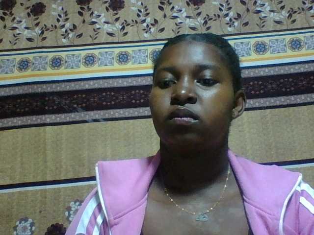 Michella1 Live Cam and Statistics on UnifiedCams