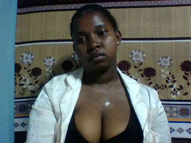 Michella1 Live Webcam on BongaCams