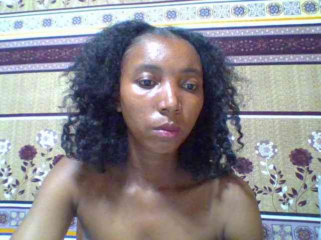 Ninah1 Live Webcam on BongaCams