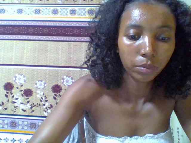 Ninah1 Live Webcam on BongaCams