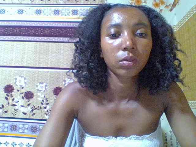 Ninah1 Live Webcam on BongaCams