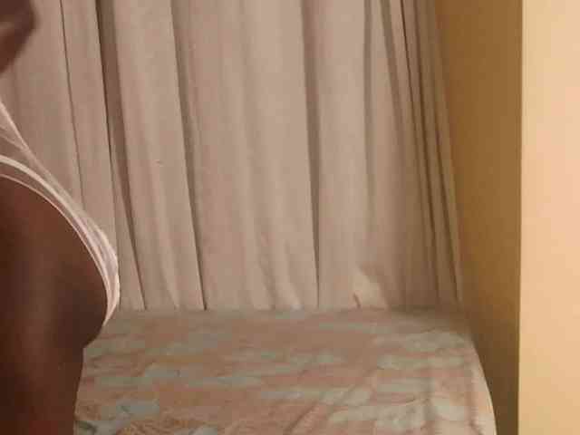 Sweetuby Live Webcam on BongaCams