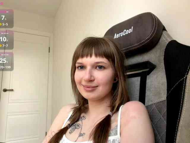 JestineRounkles webcam