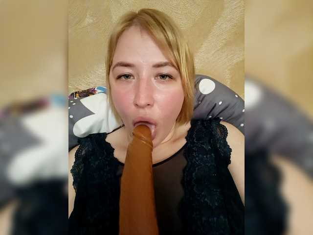 Profile and Statistics for Tinaa8 on BongaCams