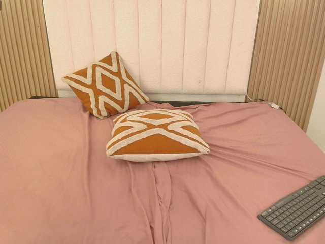 allyson-nahid webcam