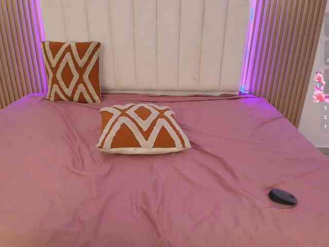 allyson-nahid webcam