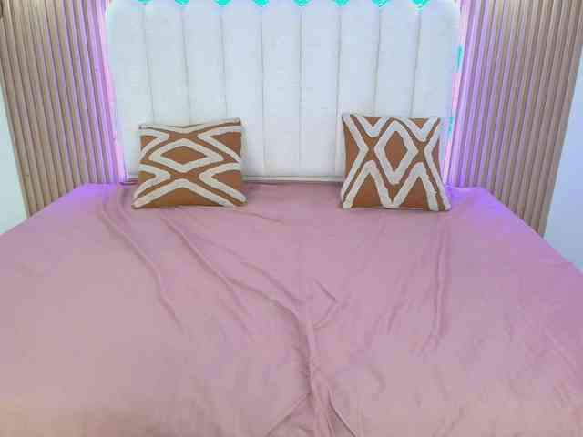 allyson-nahid Live Webcam on BongaCams