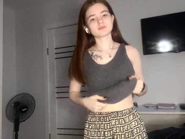 sweetdaze's BongaCams show and profile