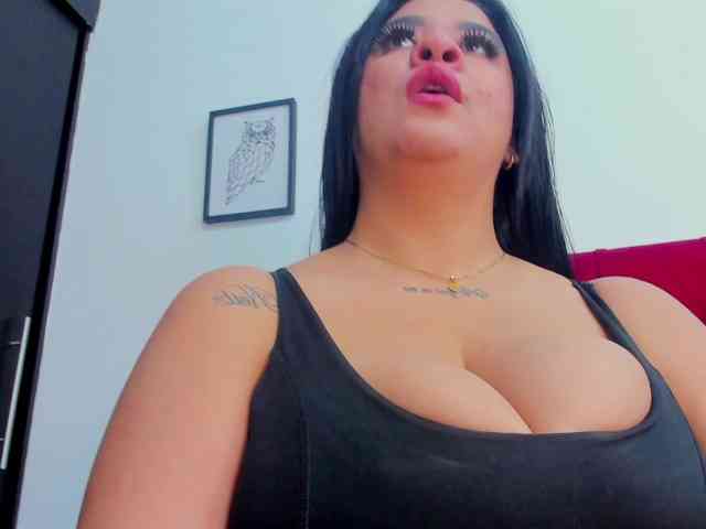 Katty-West webcam