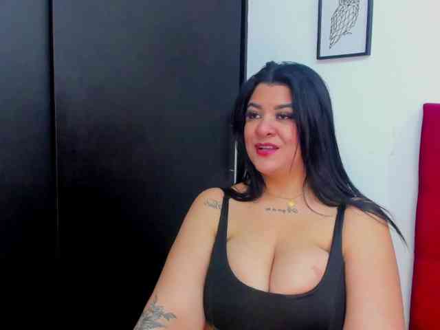 Katty-West webcam