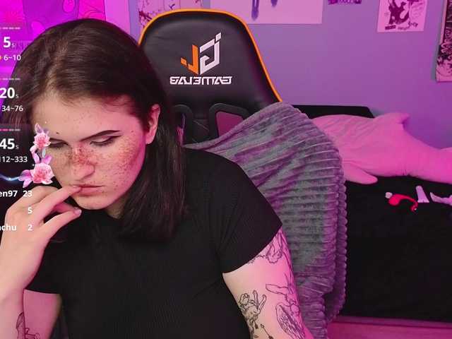 DarkSh1ne's BongaCams show and profile