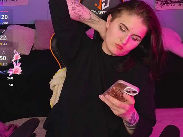 DarkSh1ne's BongaCams show and profile