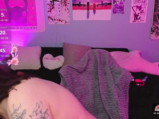 DarkSh1ne's BongaCams show and profile