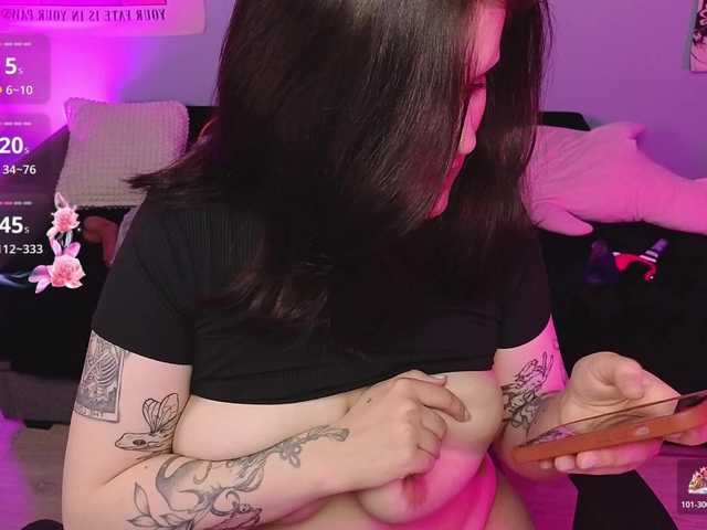 DarkSh1ne's BongaCams show and profile