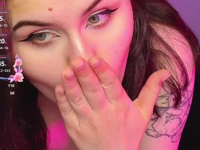 DarkSh1ne's BongaCams show and profile