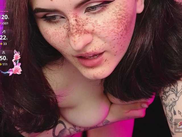 DarkSh1ne's BongaCams show and profile