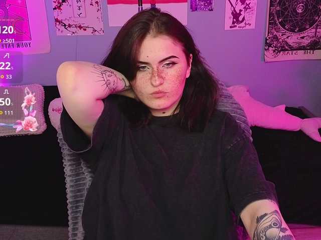 DarkSh1ne's BongaCams show and profile