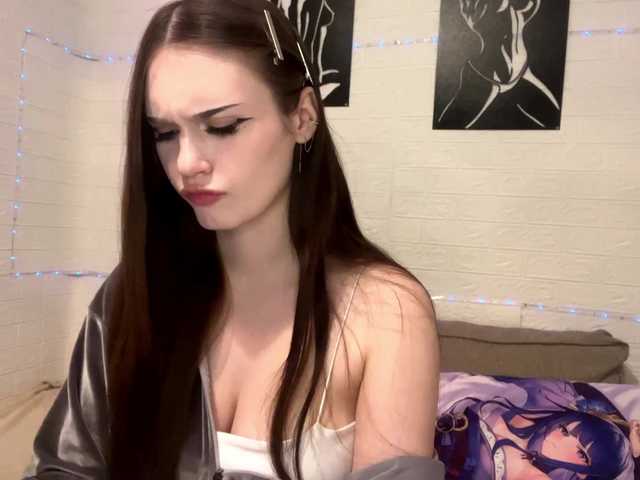 Wendyy1's BongaCams show and profile