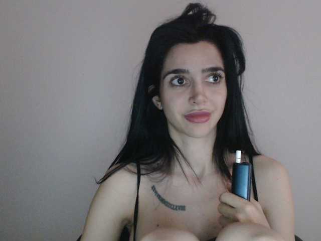 Gloriyapg's BongaCams show and profile