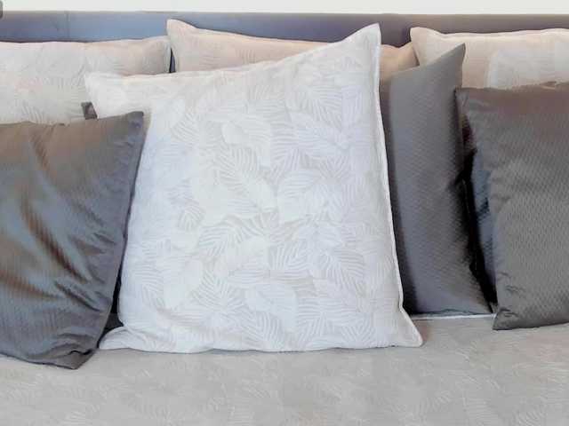  aylamarlow chat room