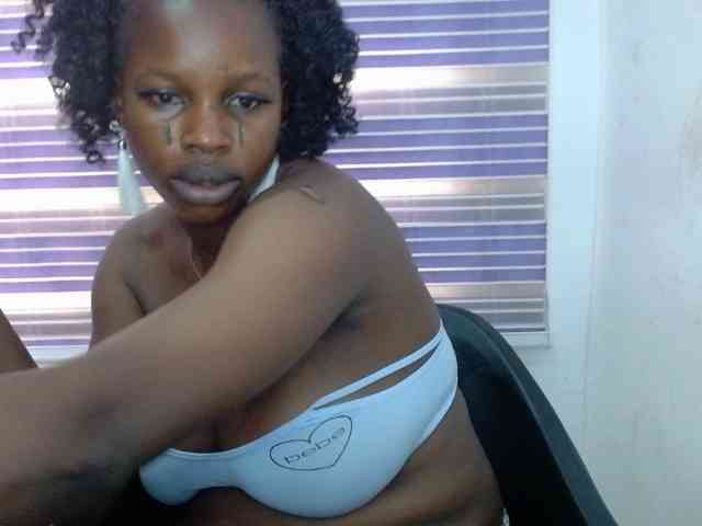 Sweetncreamy webcam