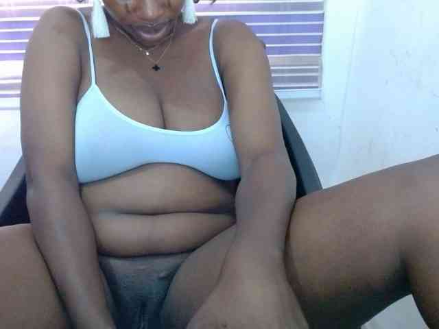 Sweetncreamy webcam