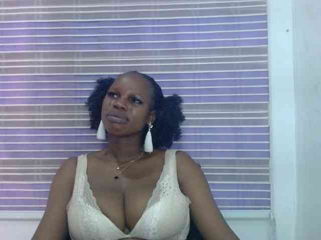 Sweetncreamy webcam