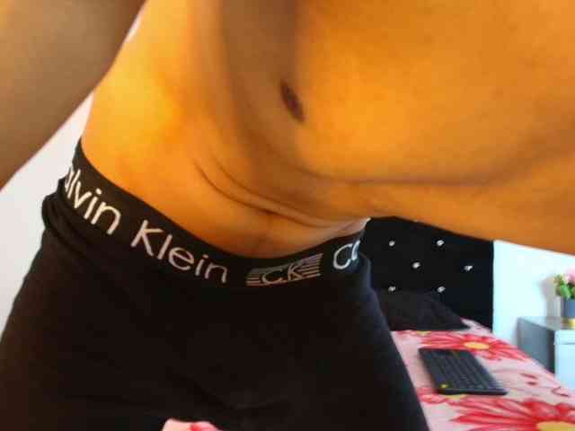 Secret-Pleassure webcam