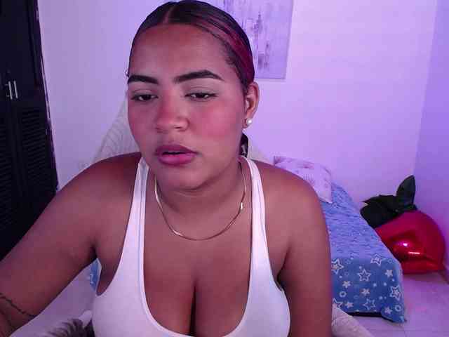 tyna-brown webcam