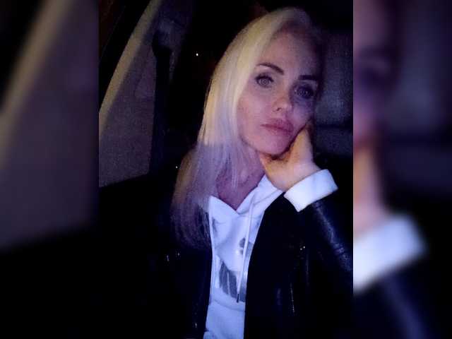 Mazalane Live Cam on BongaCams