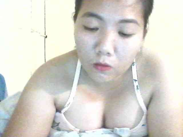 asianbigtits09 webcam