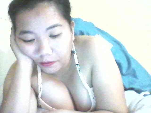 asianbigtits09 webcam