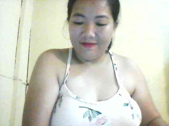 asianbigtits09 webcam