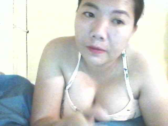 asianbigtits09 webcam