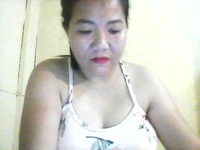 asianbigtits09 webcam