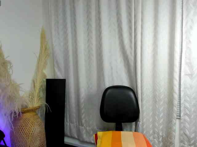 Mariia-Paulaa webcam